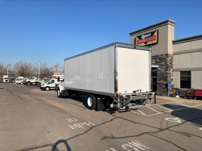 2025 Ford F-750-4