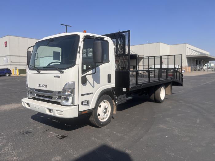 2024 Isuzu NPR-HD-1