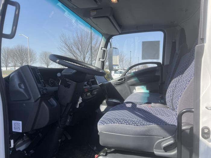 2024 Isuzu NPR-HD-8