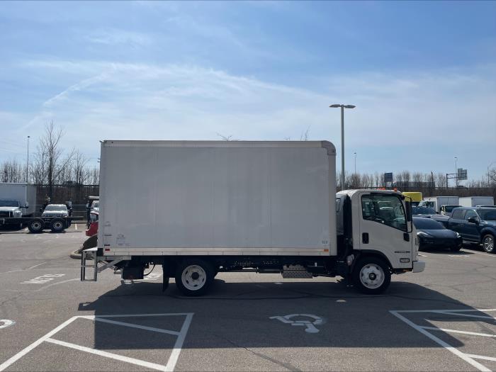 2024 Isuzu NPR-HD-11