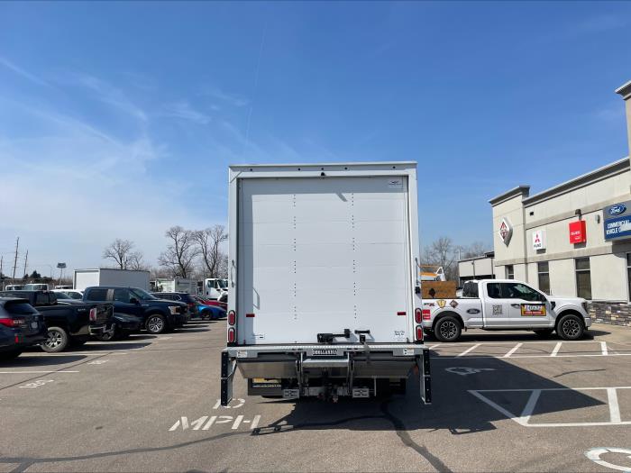 2024 Isuzu NPR-HD-6
