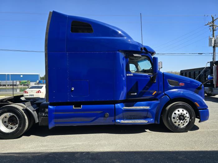 2022 Peterbilt 579-4