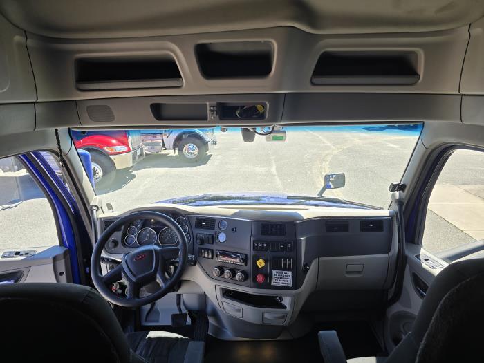 2022 Peterbilt 579-23