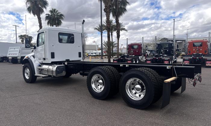2026 Peterbilt 548-4