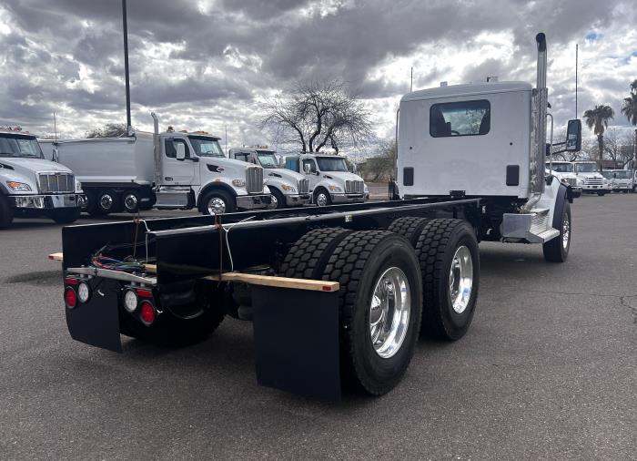 2026 Peterbilt 548-6