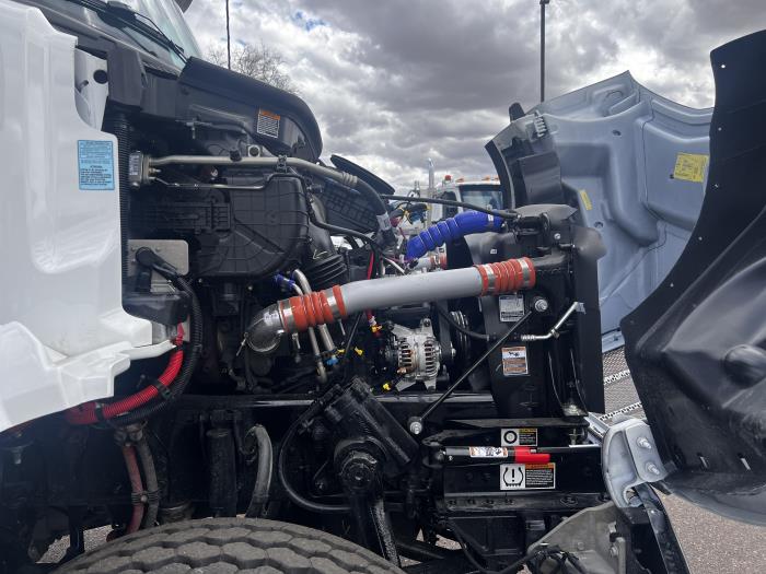 2026 Peterbilt 548-12