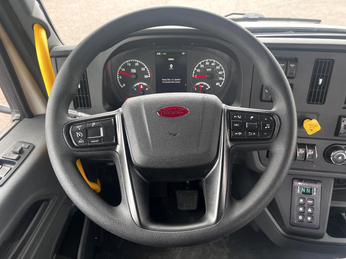 2026 Peterbilt 548-16