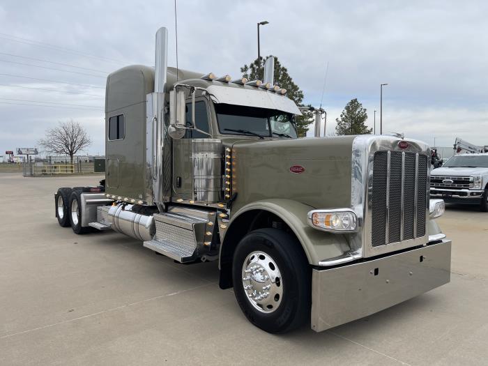 2024 Peterbilt 389-3