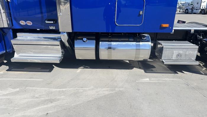 2026 Peterbilt 589-13