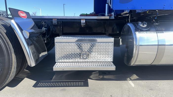 2026 Peterbilt 589-21