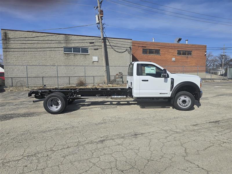 2025 Ford F-550 Regular Cab DRW 4x2 Cab Chassis for sale #1878687 - photo 6