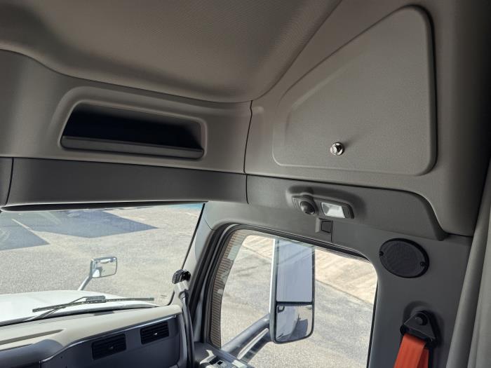 2020 Peterbilt 579-20