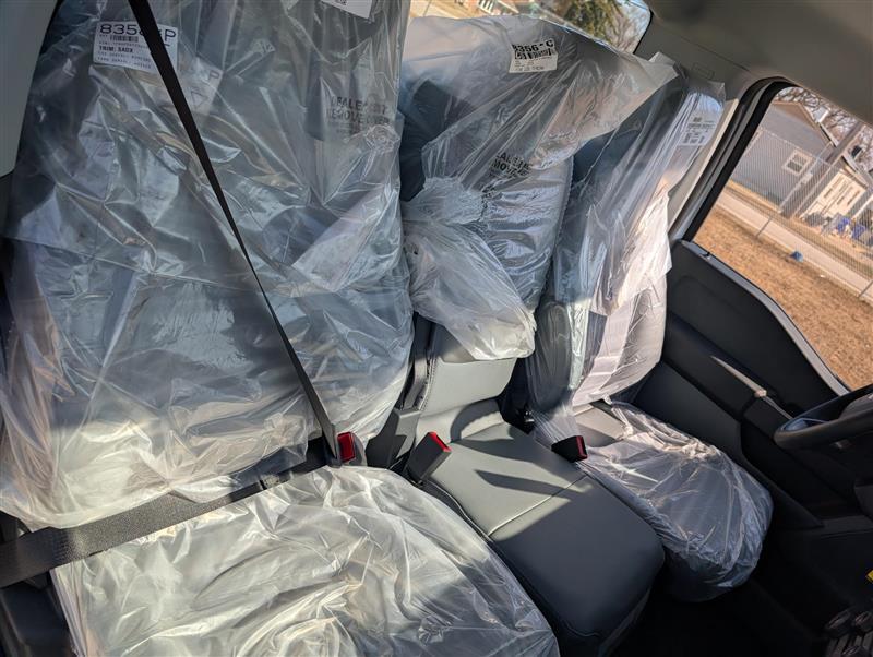 2025 Ford F-550 Regular Cab DRW 4x2 Cab Chassis for sale #1878687 - photo 15
