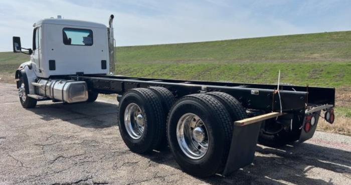 2026 Peterbilt 548-6