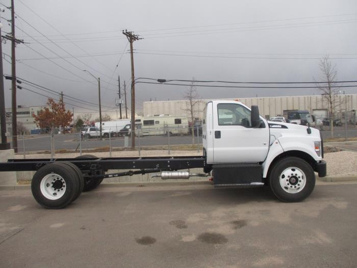 2025 Ford F-650-0