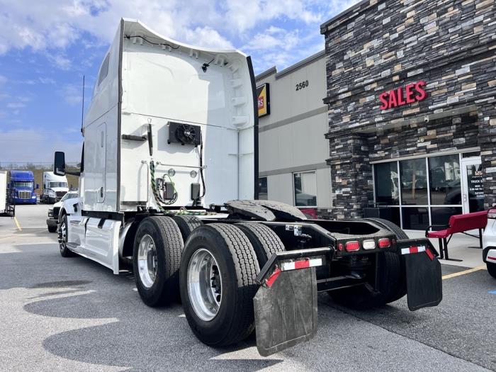 2022 Peterbilt 579-12