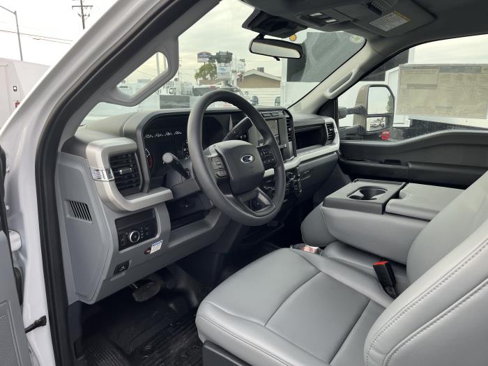 2024 Ford F-550-7