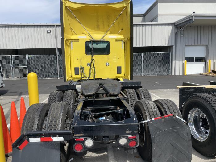 2021 Peterbilt 579-5