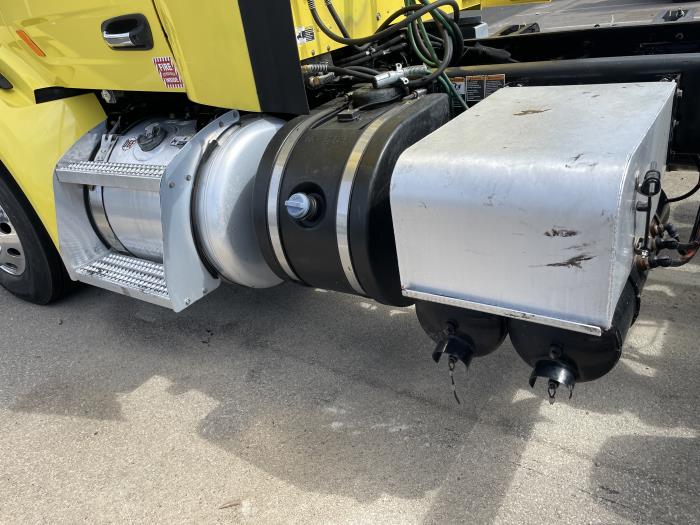 2021 Peterbilt 579-19