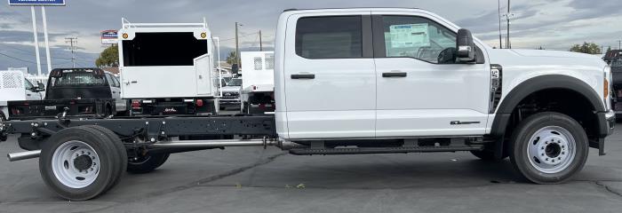 2024 Ford F-550-1