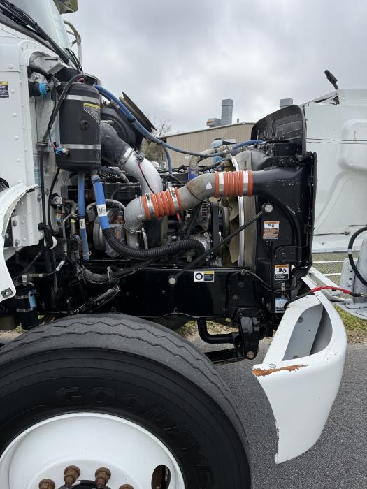 2018 Peterbilt 337-9
