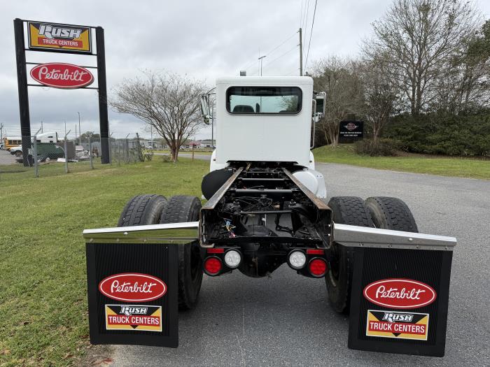2018 Peterbilt 337-6