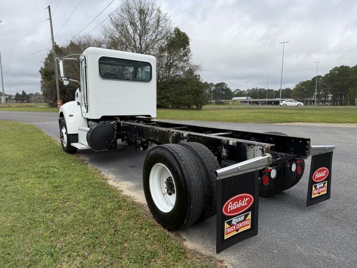 2018 Peterbilt 337-5