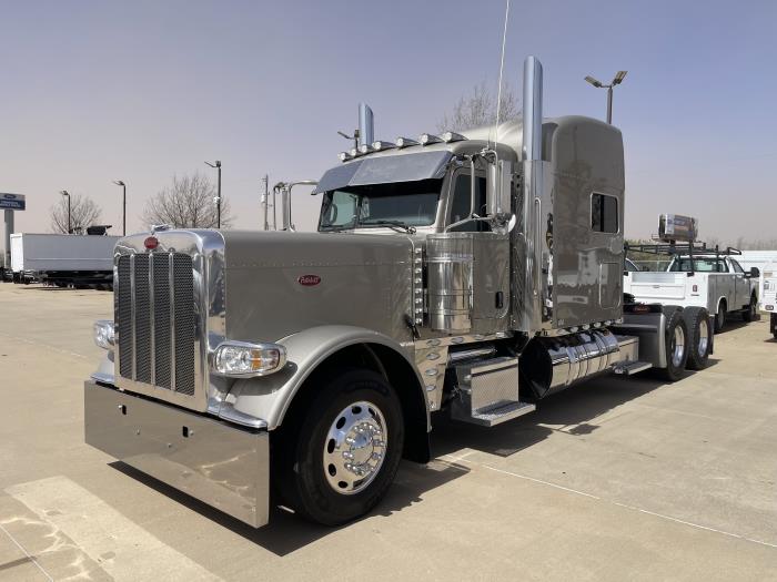 2024 Peterbilt 389-1