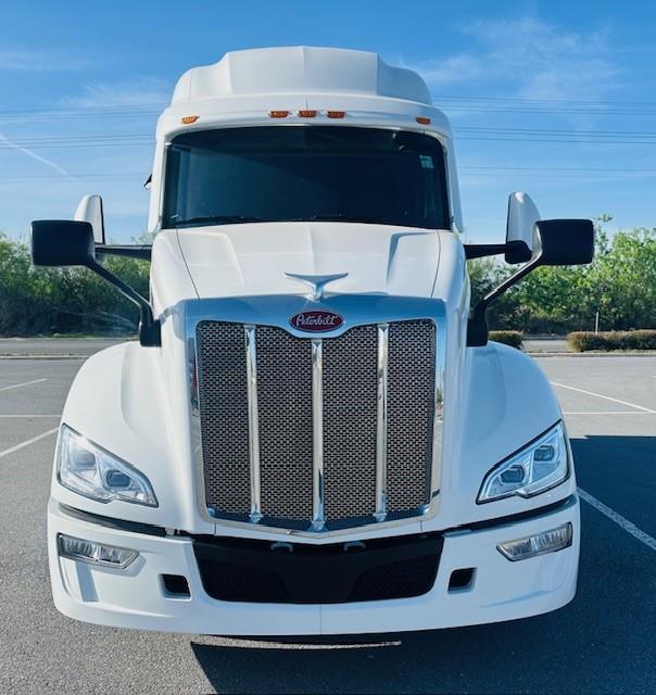 2025 Peterbilt 579-2