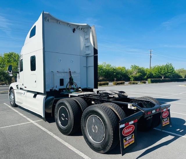 2025 Peterbilt 579-7
