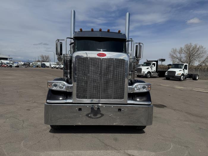 2025 Peterbilt 589-5
