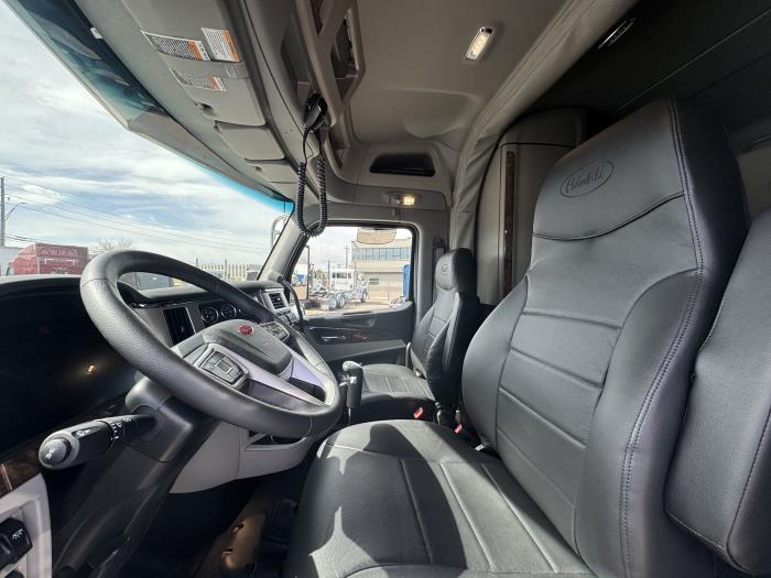 2025 Peterbilt 589-12
