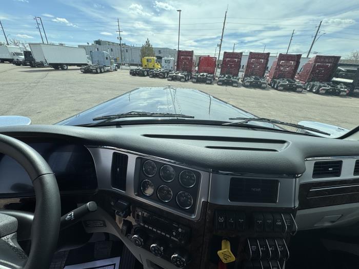 2025 Peterbilt 589-19