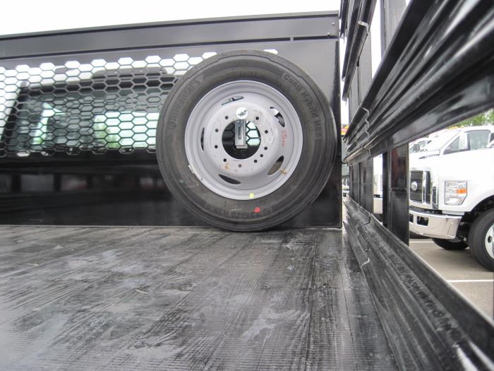 2023 Ford F-450-4