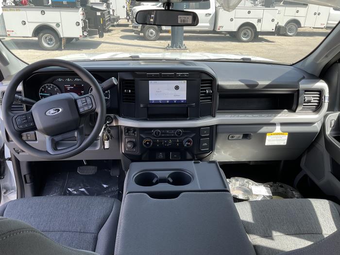 2024 Ford F-250-13