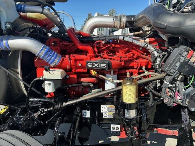 2022 Peterbilt 389-10