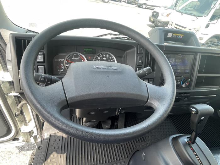 2024 Isuzu NRR-18