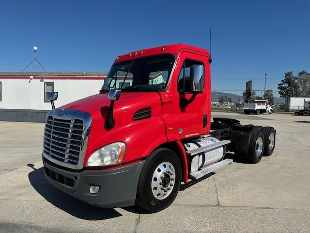 2017 Freightliner Cascadia-6