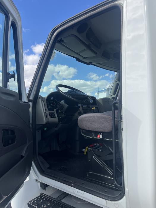 2019 International 4300-9