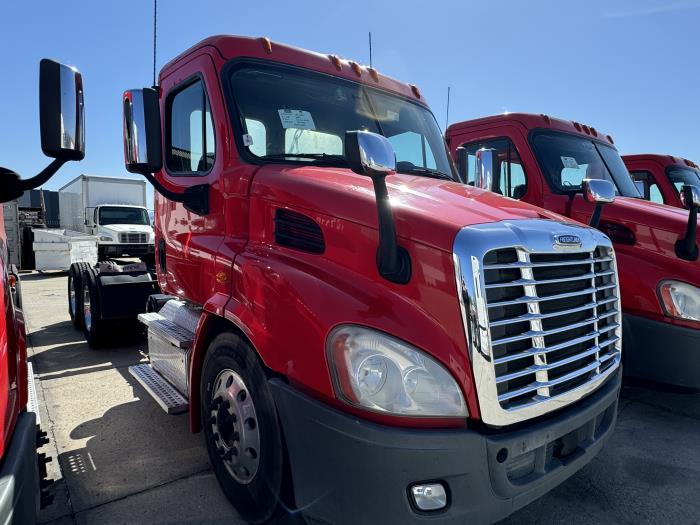 2016 Freightliner Cascadia-2