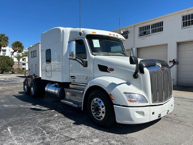 2021 Peterbilt 579-9
