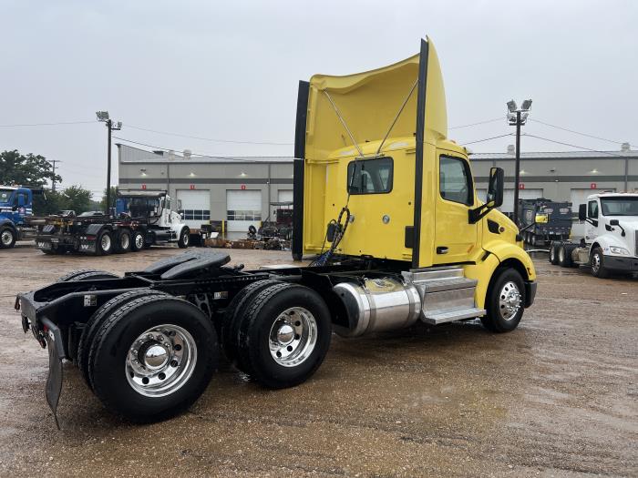 2021 Peterbilt 579-21