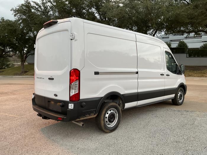2024 Ford Transit-250-8