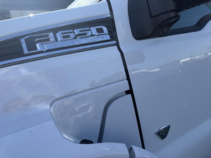 2026 Ford F-650-11