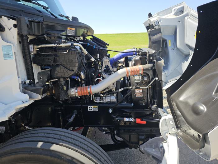 2025 Peterbilt 536-12