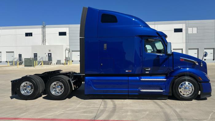 2026 Peterbilt 579-4