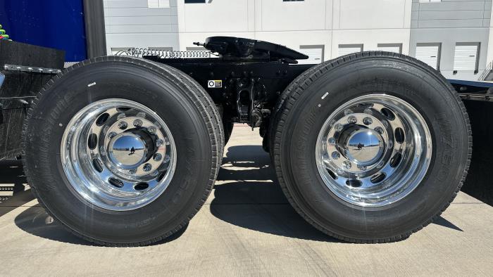 2026 Peterbilt 579-10