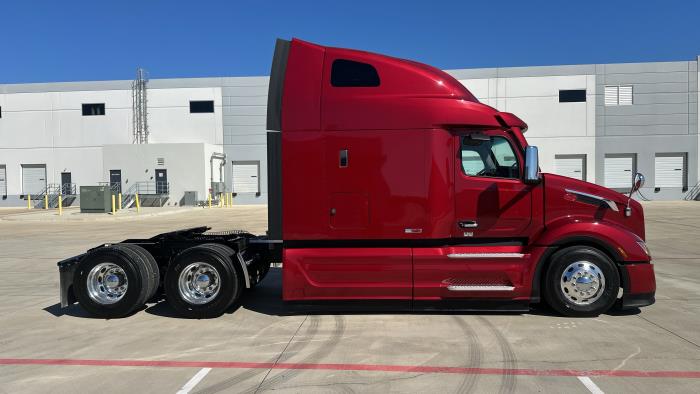 2026 Peterbilt 579-4