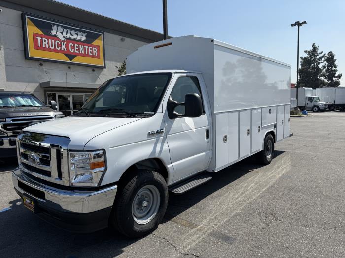 2024 Ford E-350-1