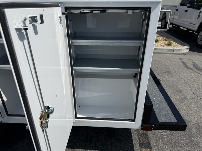 2024 Ford E-350-17